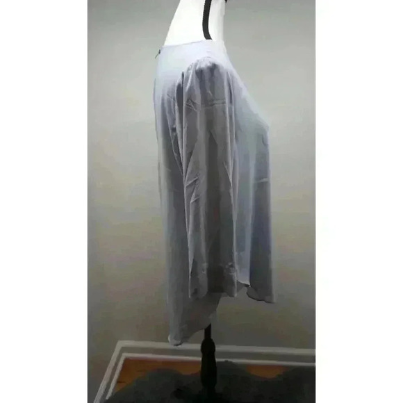 Daily Look Light Gray High-Low Hem Blouse with Back Zipper - Size L - Picture 11 of 15